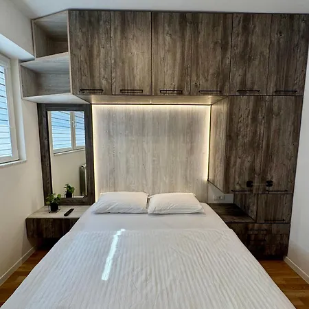 Downtown Riverside Apartments Üsküp Dış mekan fotoğraf